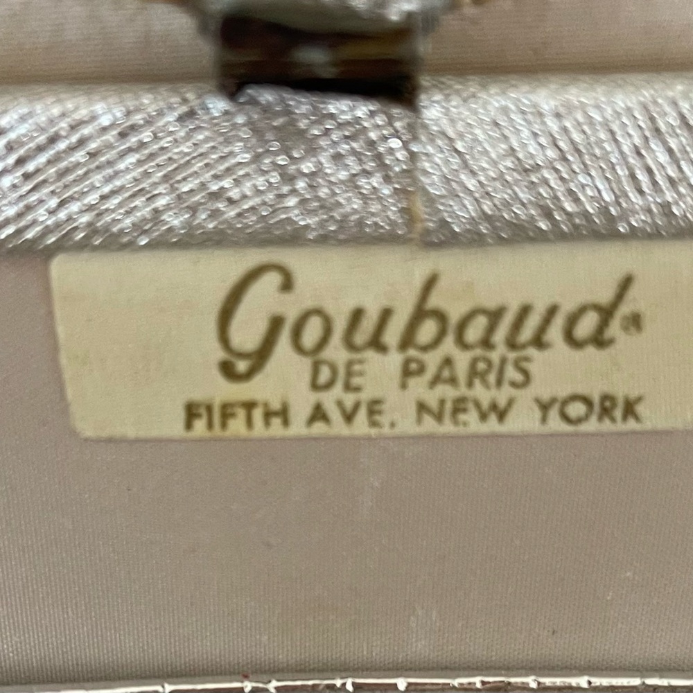 Vintage 1950's Silver GOUBAUD DE PARIS 5th Ave NY Clam Shell Evening Bag /Clutch - Picture 2 of 11